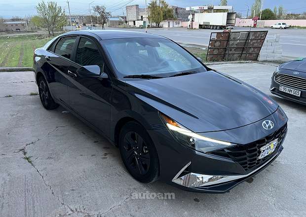 Hyundai Elantra 2022 — photo 2