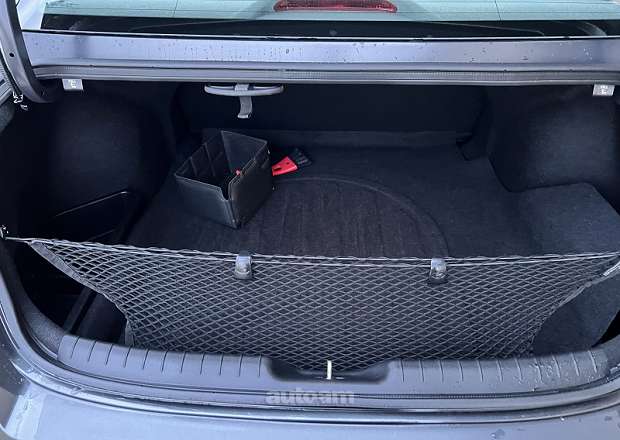 Hyundai Elantra 2022 — photo 8