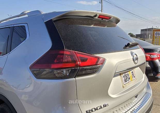 Nissan Rogue 2020 — լուսանկար 2