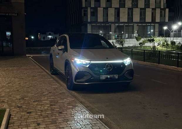 Mercedes-Benz EQS SUV 2023 — լուսանկար 2