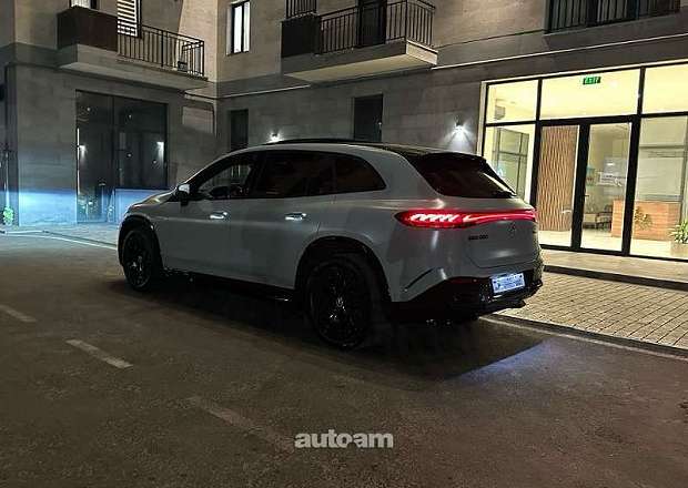 Mercedes-Benz EQS SUV 2023 — լուսանկար 4