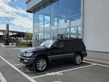 Lexus LX 470  2001 