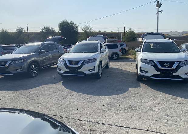 Nissan Rogue 2019 — լուսանկար 1