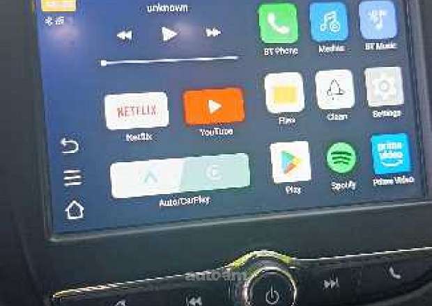 Chevrolet Malibu 2017 — լուսանկար 11