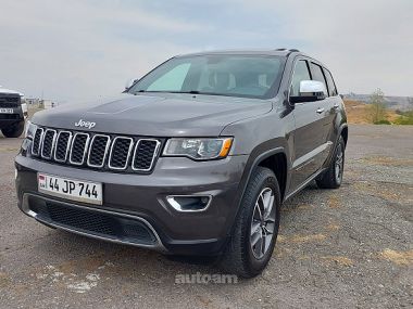 Jeep Grand Cherokee  2021 