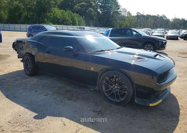 Dodge Challenger