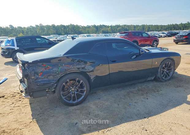 Dodge Challenger