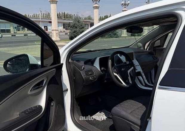 Chevrolet Volt 2012 — photo 8