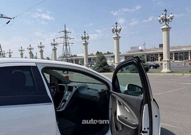 Chevrolet Volt 2012 — photo 6