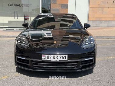 Porsche Panamera  2020 