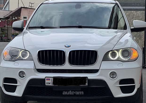 BMW X5 2011 — photo 1