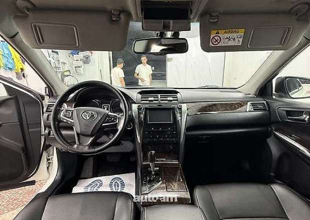 Toyota Camry 2015 — photo 3