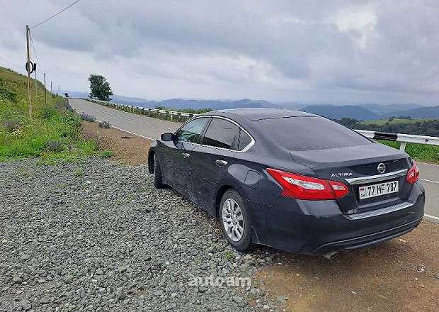 Nissan Altima 2017 — photo 4