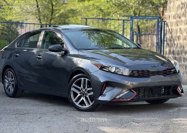 Kia Forte 2022 — photo 2