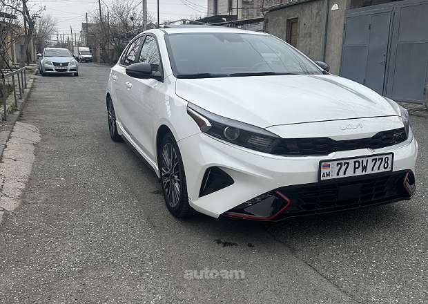 Kia Forte 2023 — լուսանկար 3