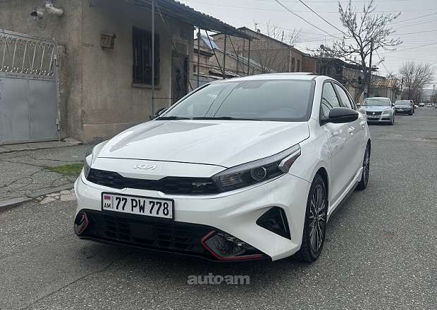 Kia Forte 2023 — լուսանկար 4
