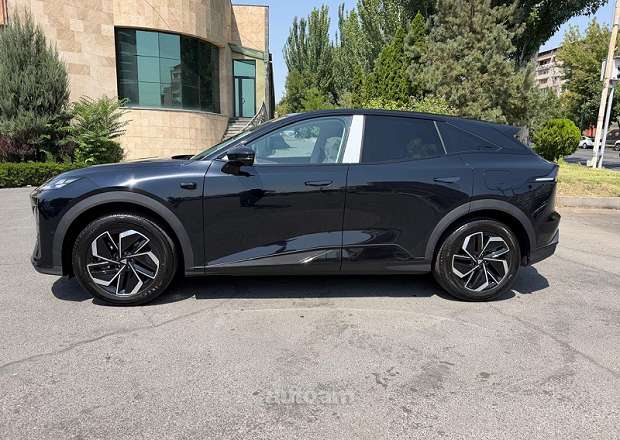 Changan Deepal S07