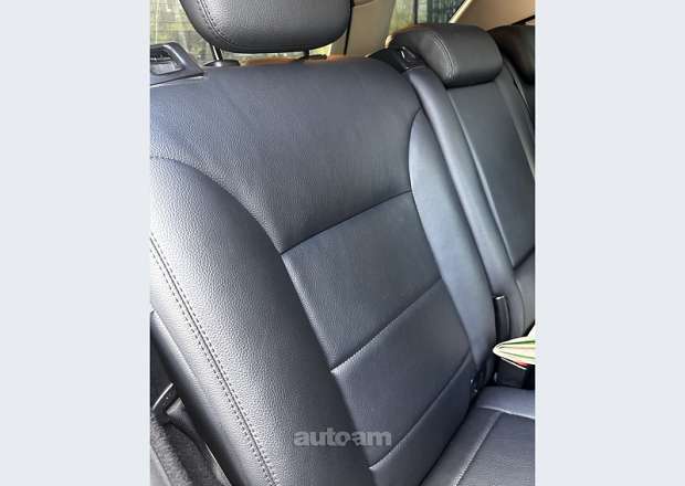 Mercedes-Benz ML 350 2011 — լուսանկար 12