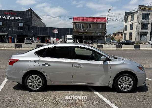 Nissan Sentra 2019 — photo 1