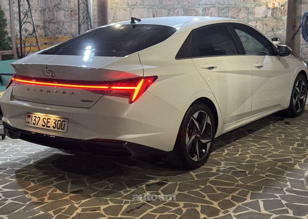 Hyundai Elantra 2021 — լուսանկար 5