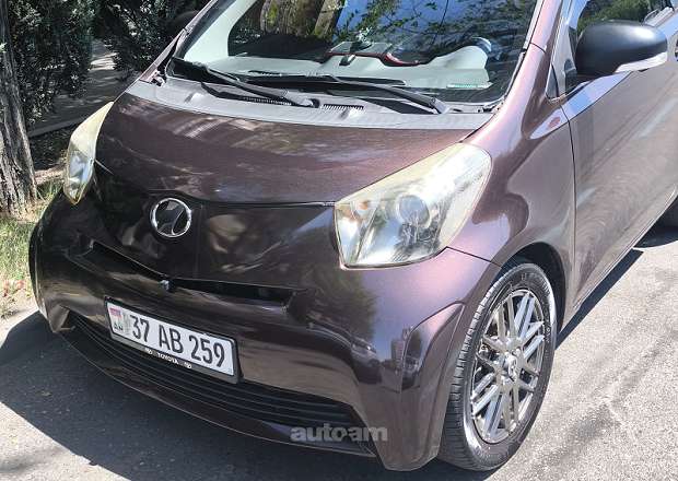 Toyota iQ 2012 — լուսանկար 1