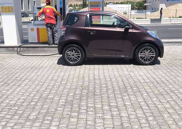 Toyota iQ 2012 — լուսանկար 6