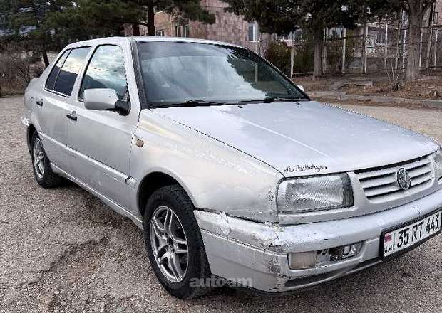 Volkswagen Vento 1996 — լուսանկար 6
