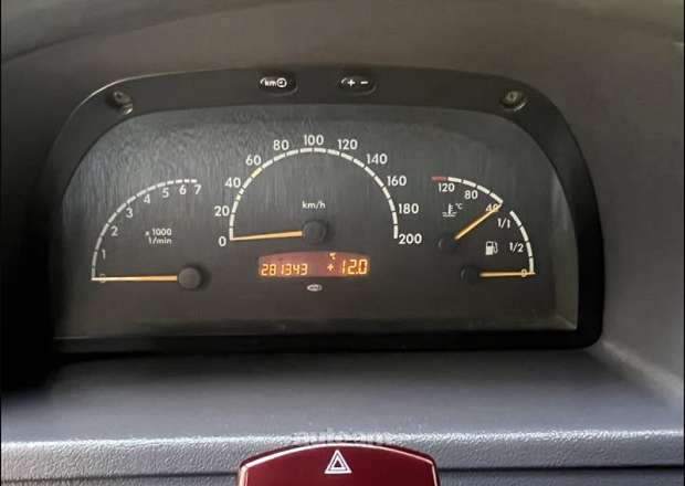 Mercedes-Benz Vito 2002 — լուսանկար 9