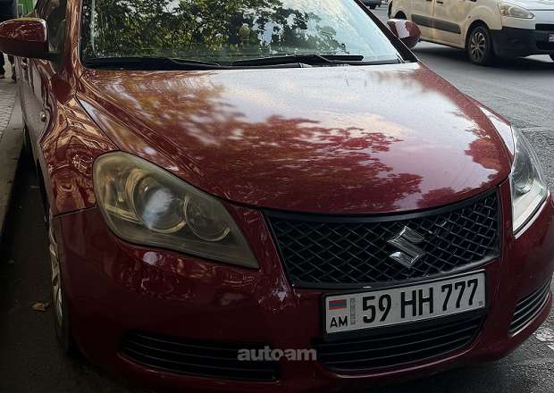 Suzuki Kizashi 2012 — լուսանկար 1