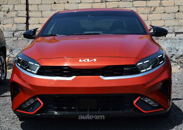 Kia Forte 2023 — фото 1