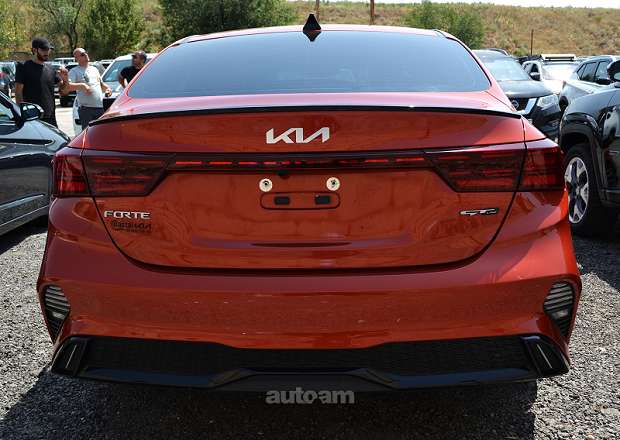 Kia Forte 2023 — фото 14