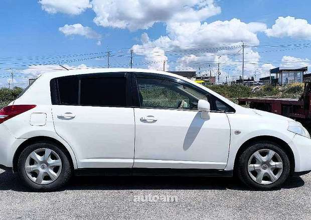 Nissan Tiida 2008 — լուսանկար 4