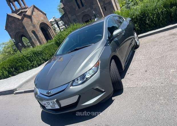 Chevrolet Volt 2016 — photo 2