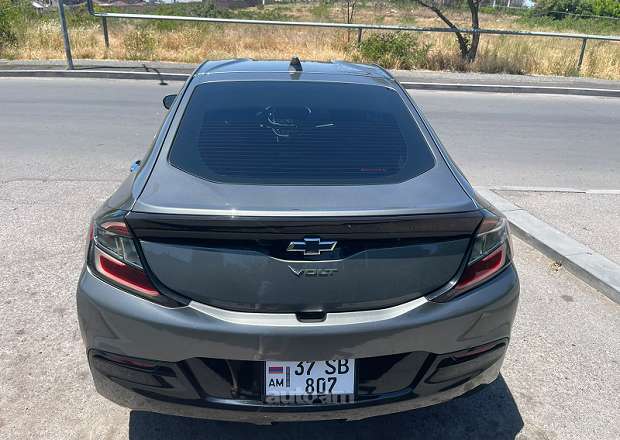 Chevrolet Volt 2016 — photo 15