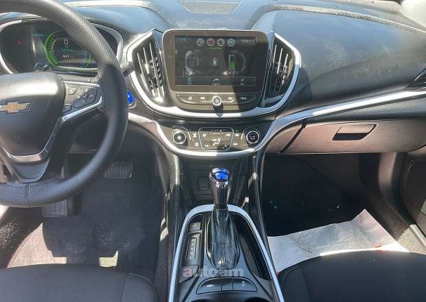 Chevrolet Volt 2016 — photo 3