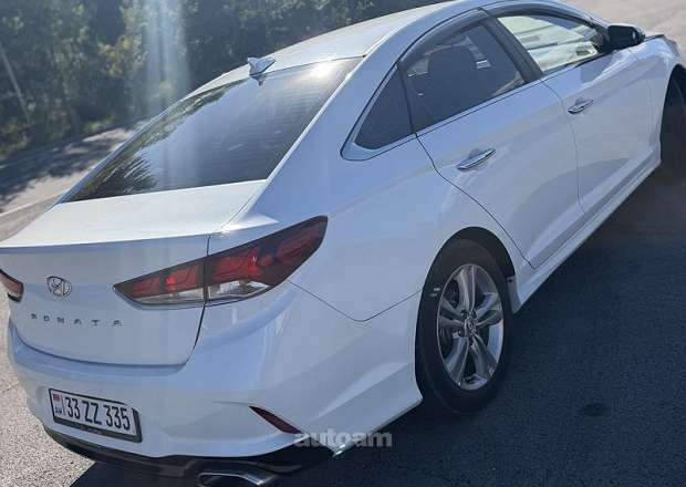 Hyundai Sonata 2018 — photo 2