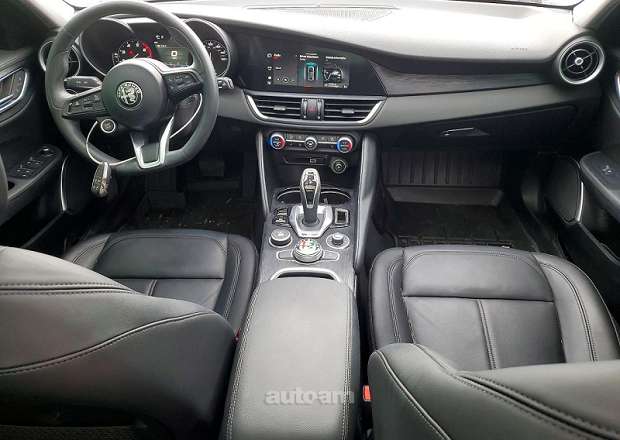 Alfa Romeo Giulia