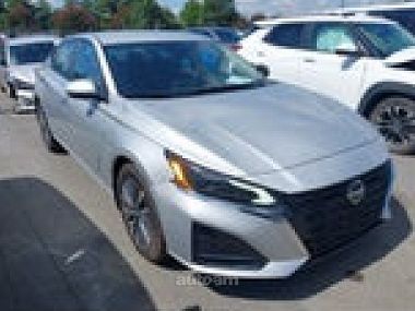 Nissan Altima  2023 