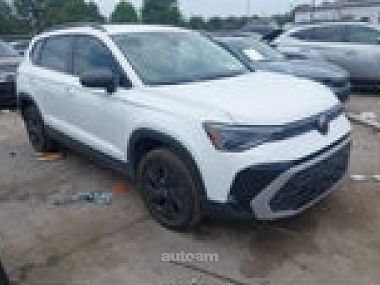 Volkswagen Taos  2025 