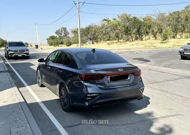 Kia Forte 2021 — լուսանկար 2