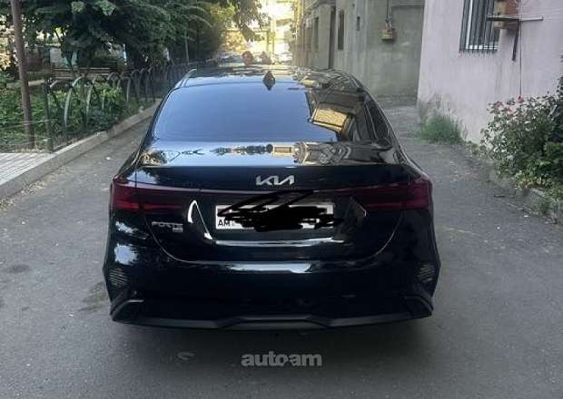 Kia Forte 2024 — լուսանկար 2