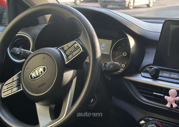Kia Forte 2019 — լուսանկար 5