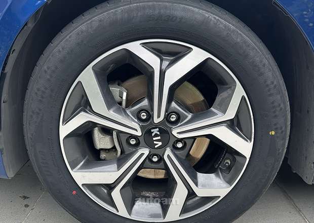 Kia Forte 2020 — լուսանկար 10