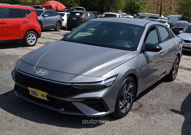Hyundai Elantra 2024 — լուսանկար 1