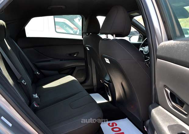 Hyundai Elantra 2024 — լուսանկար 9