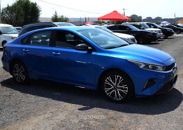 Kia Forte 2023 — լուսանկար 5