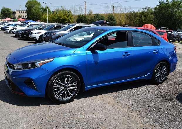 Kia Forte 2023 — լուսանկար 4