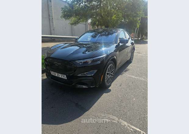 Ford Mustang 2024 — լուսանկար 2
