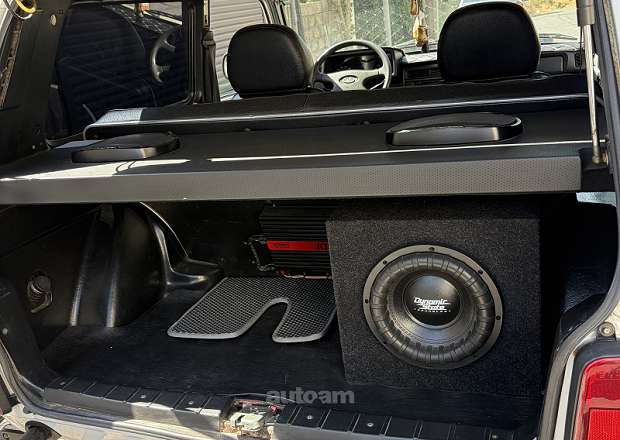 VAZ (Lada) 2121 NIVA (4x4)