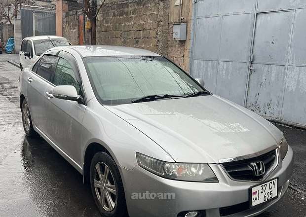 Honda Accord 2002 — լուսանկար 1